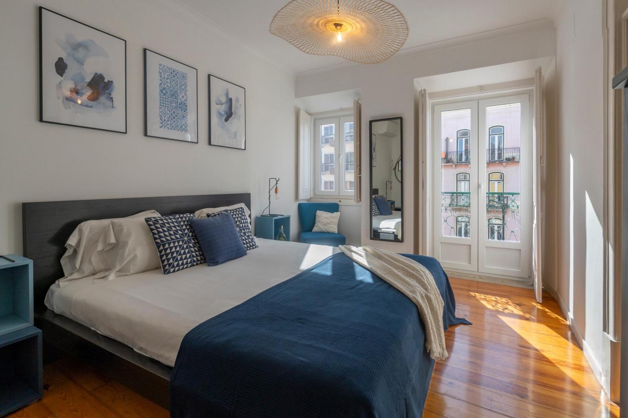 Superb Overlooking Graça In Appartement Lisboa